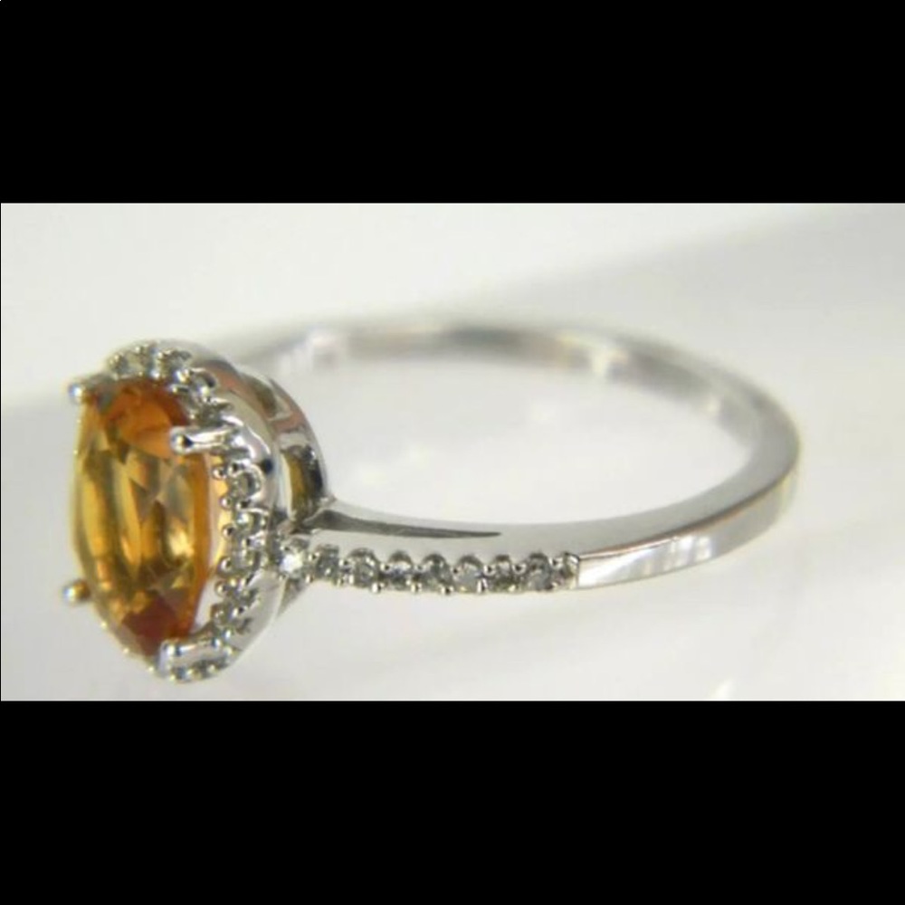 Beautiful November Stone Ring - image 3